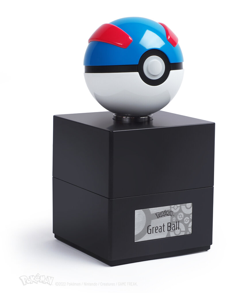 GREAT-BALL-on-display-case2418x3kpx.jpg - The Wand Company image library