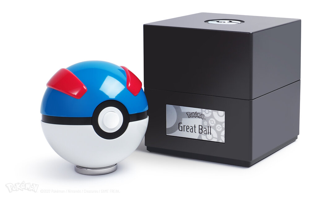 Great-Ball-next-to-display-case-closed-35x22cpx.jpg