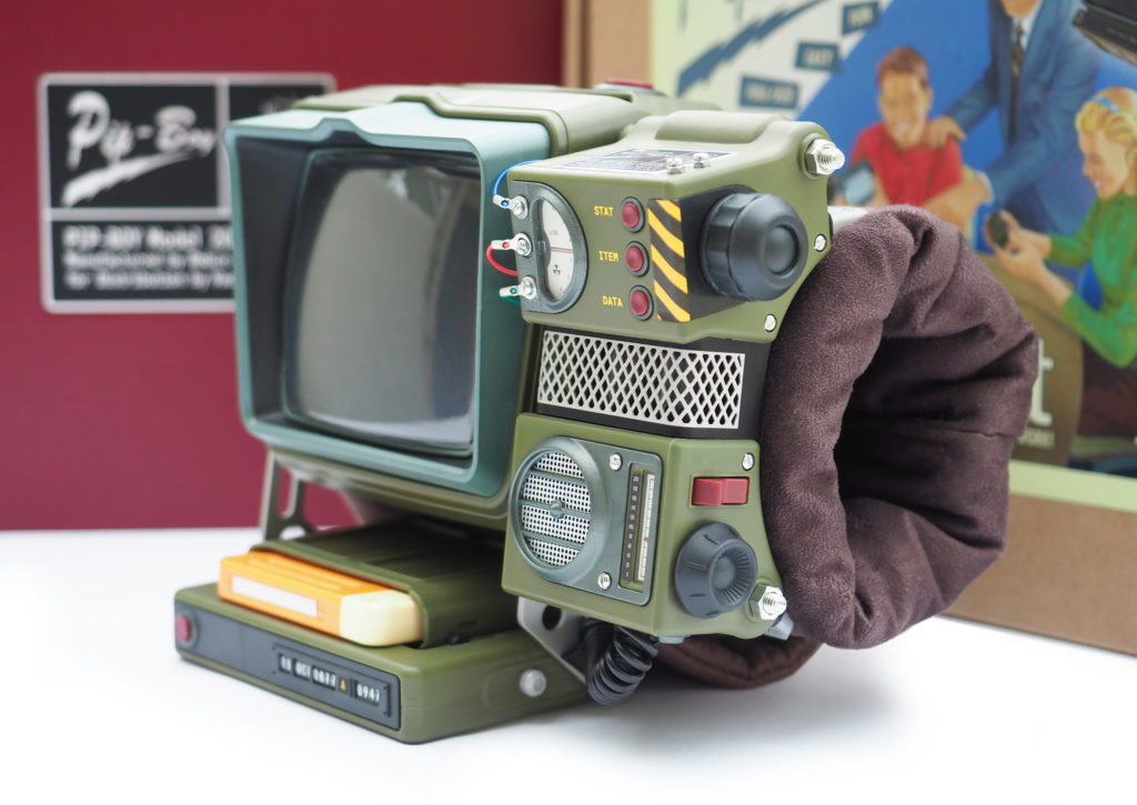 Fallout Pip-Boy 2000 MK VI Construction Kit Replica Merchandise Rare Merch  76 4